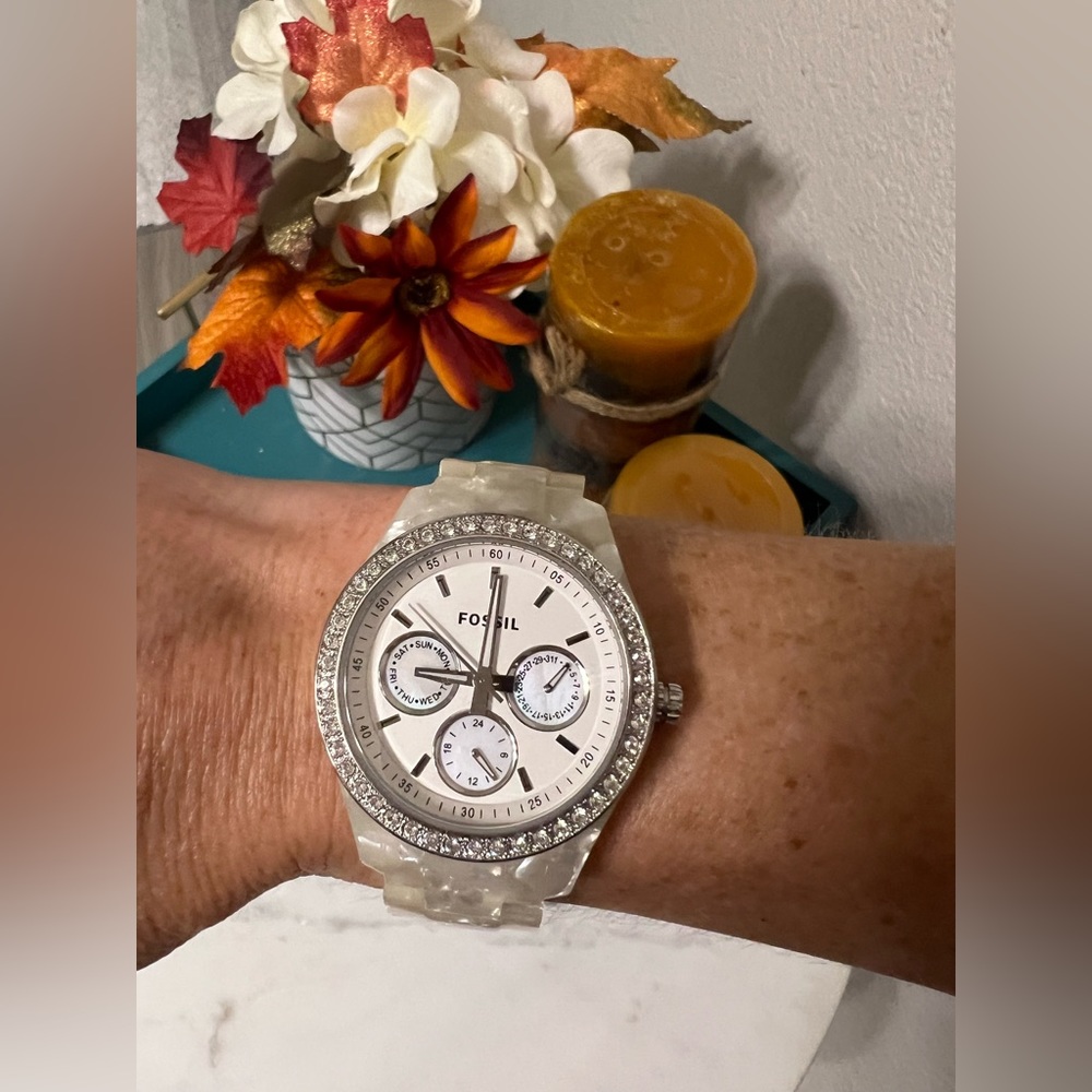 RARE Fossil Stella model ES2790 crystal accent resin analog quartz watch